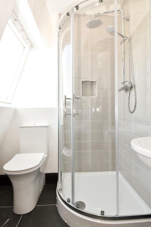 The Lane - Boutique Residence Голуей Екстериор снимка